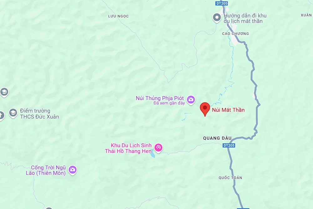 Location of Nui Thung mountain on Google Maps